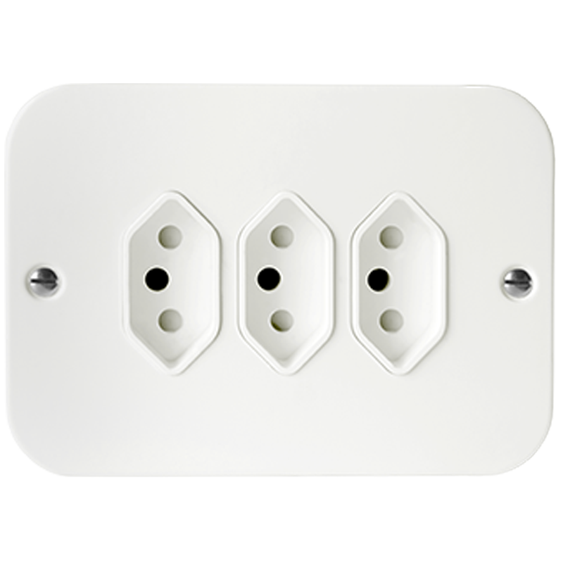 Unswitched Tripple Socket